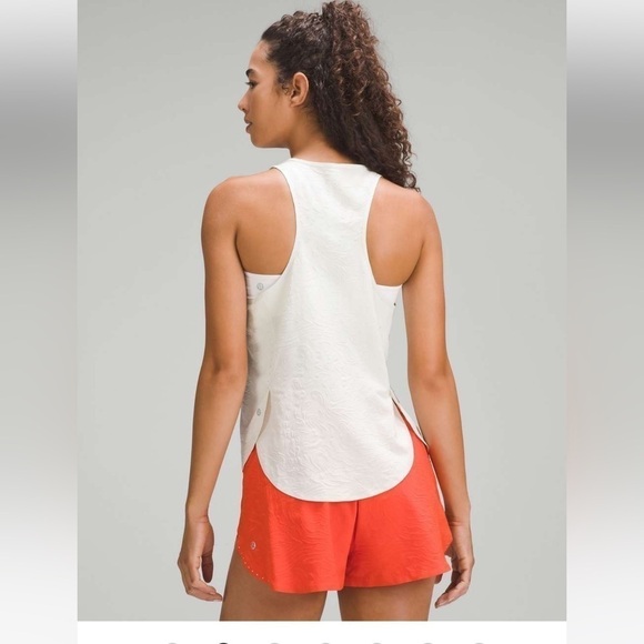Lululemon Lightweight Stretch Running Tank Top *Airflow size 2. - Picture 9 of 9